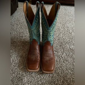 Tony Lama boots